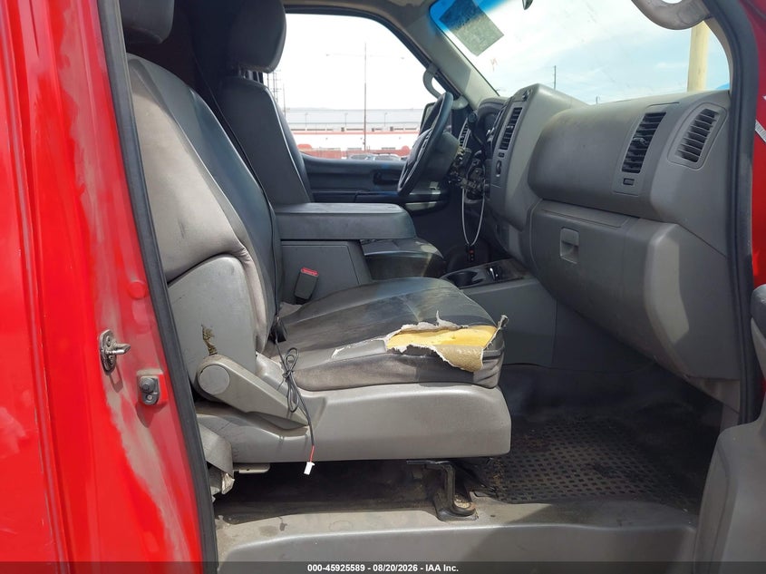 2015 NISSAN NV CARGO NV2500 HD auction photo 5