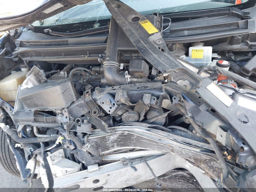 TOYOTA PRIUS - zdjęcie 10