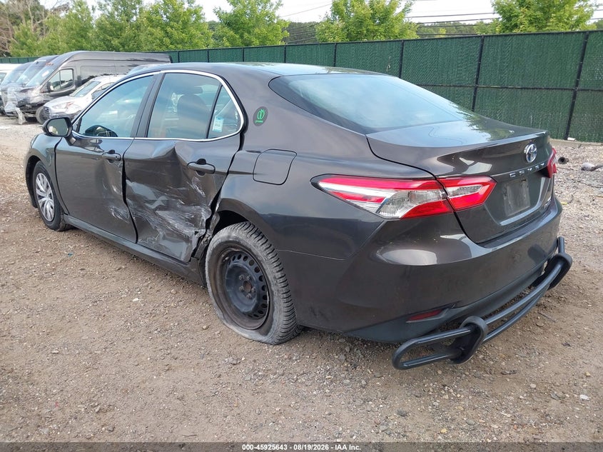 TOYOTA CAMRY HYBRID 2018 VIN 4T1B31HK3JU500378