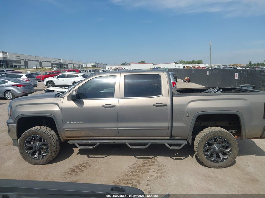 GMC SIERRA 1500 - zdjęcie 12