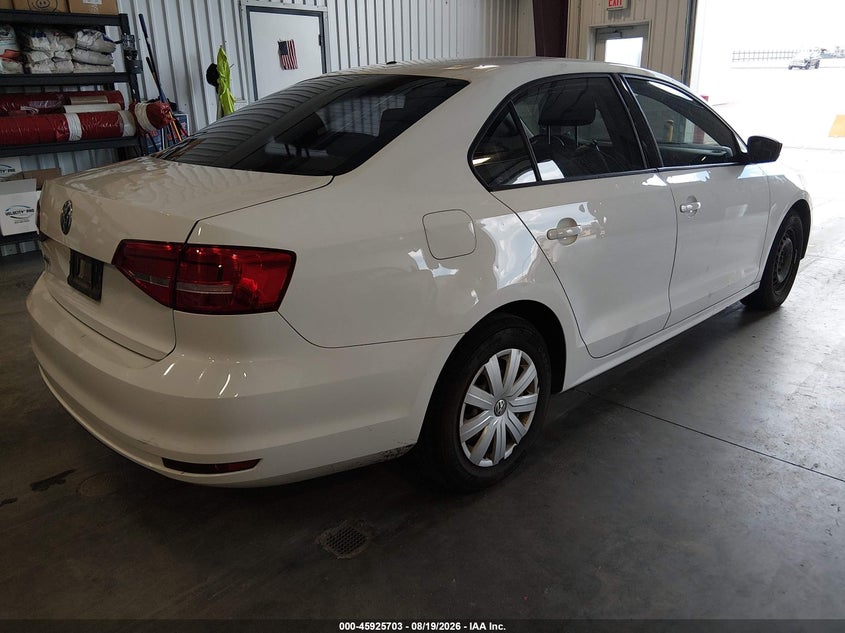 2015 VOLKSWAGEN JETTA auction photo 4