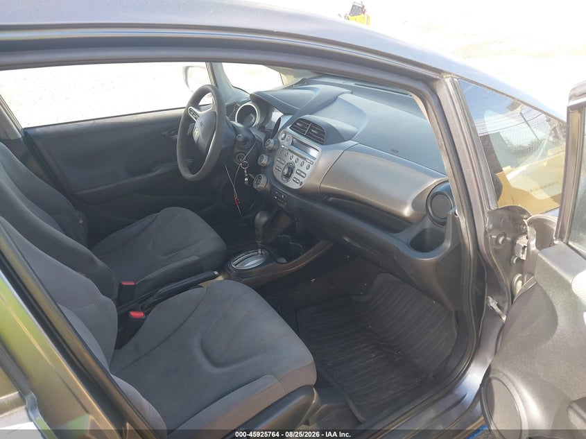 2013 HONDA FIT