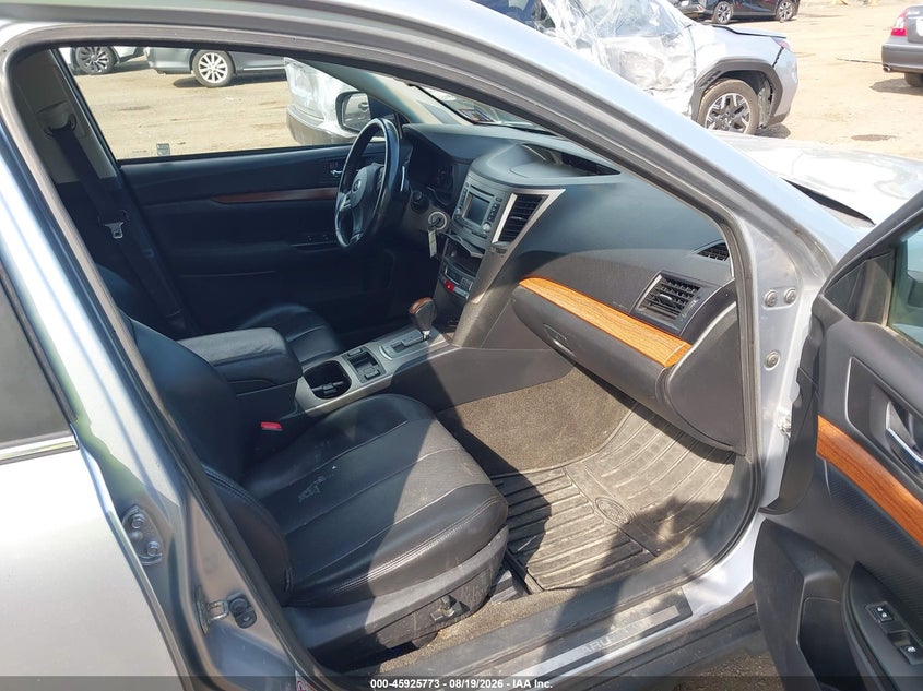 SUBARU OUTBACK 2014 VIN 4S4BRBLC7E3204523