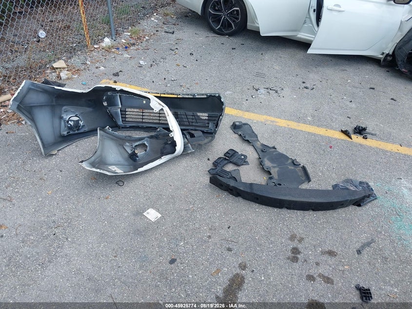 2014 TOYOTA COROLLA SEDAN 1.8L I-4 DOHC, VVT, 132HP