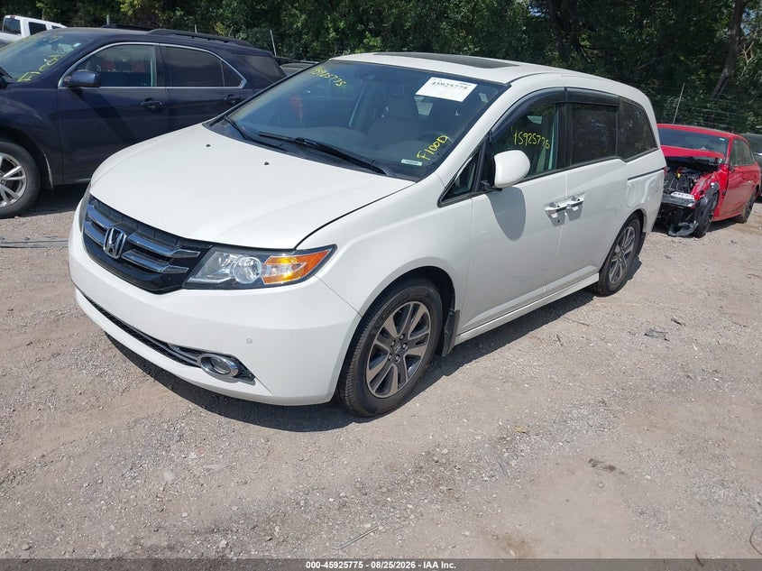 2015 Honda Odyssey, Flood, IAAI, VIN 5FNRL5H98FB090717 — photo 2