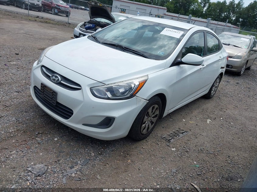 2015 Hyundai Accent, Оба бока, IAAI, VIN KMHCT4AEXFU903579 — фото 2