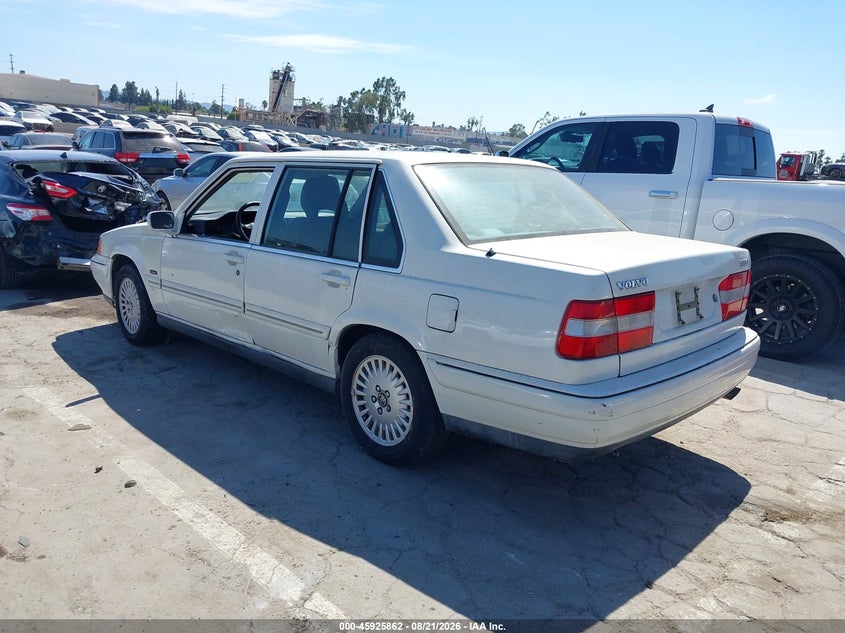 1998 VOLVO S90 auction photo 3