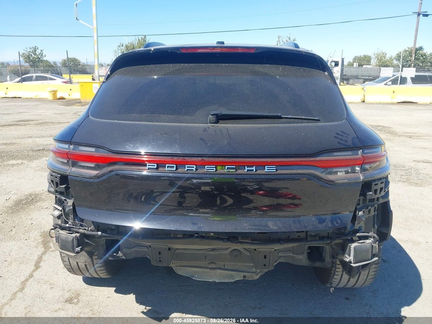 PORSCHE MACAN - zdjęcie 17