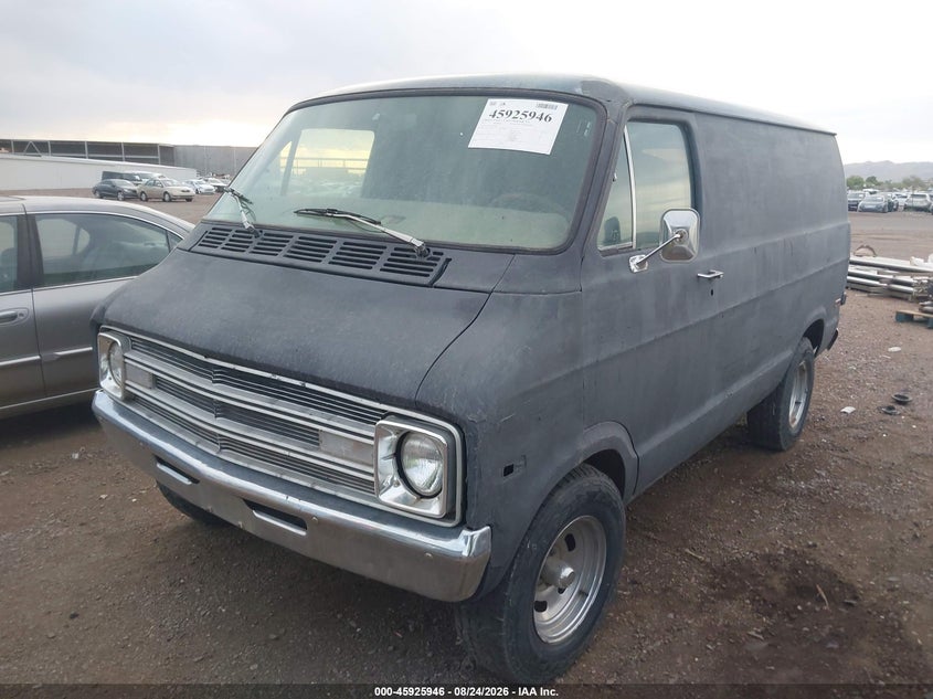 1977 DODGE VAN (TRADESMAN 100) auction photo 2