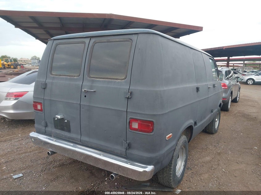 1977 DODGE VAN (TRADESMAN 100) auction photo 4
