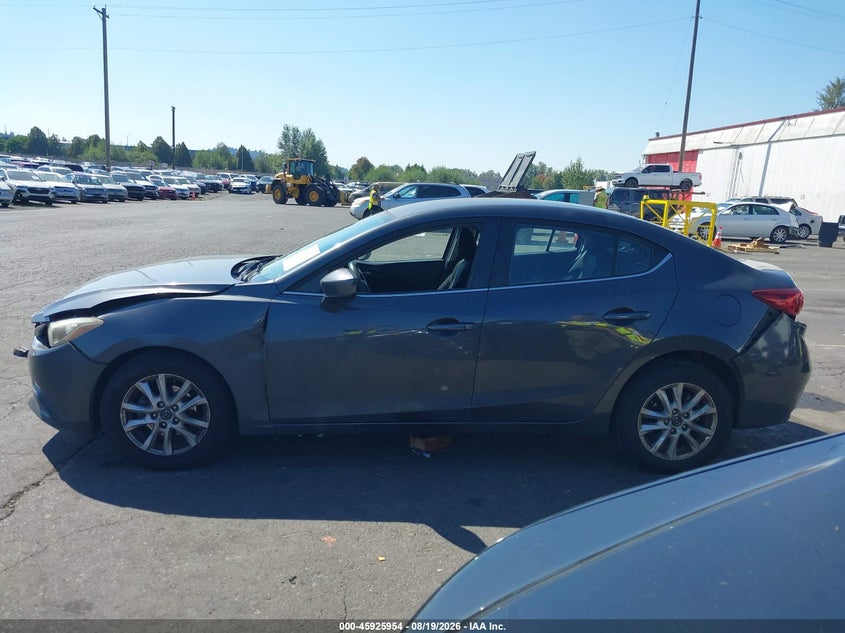 2016 MAZDA MAZDA3 I SPORT · Photo 14
