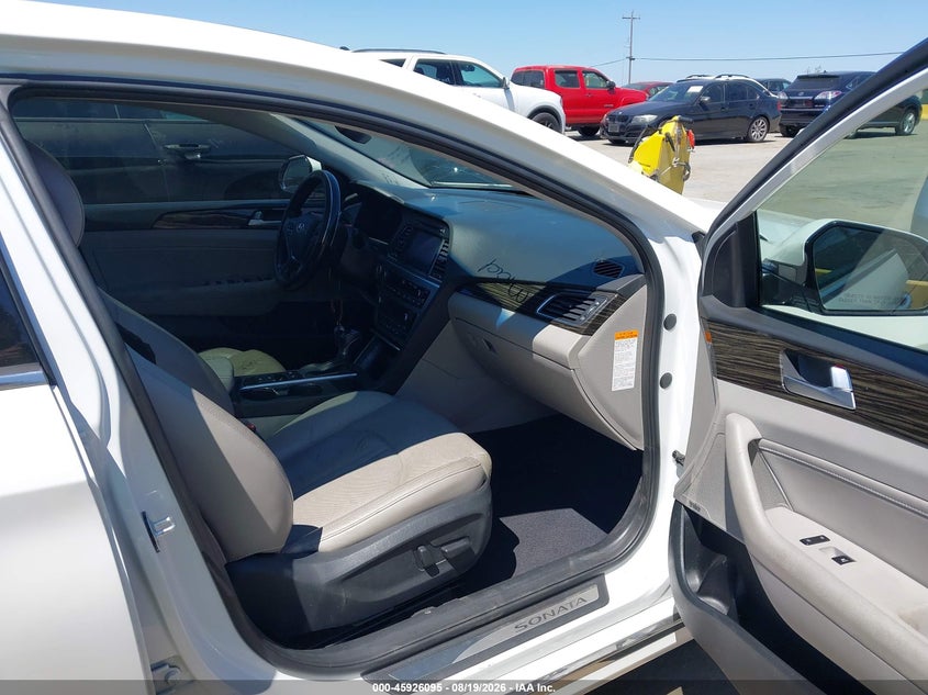 2016 HYUNDAI SONATA HYBRID auction photo 5