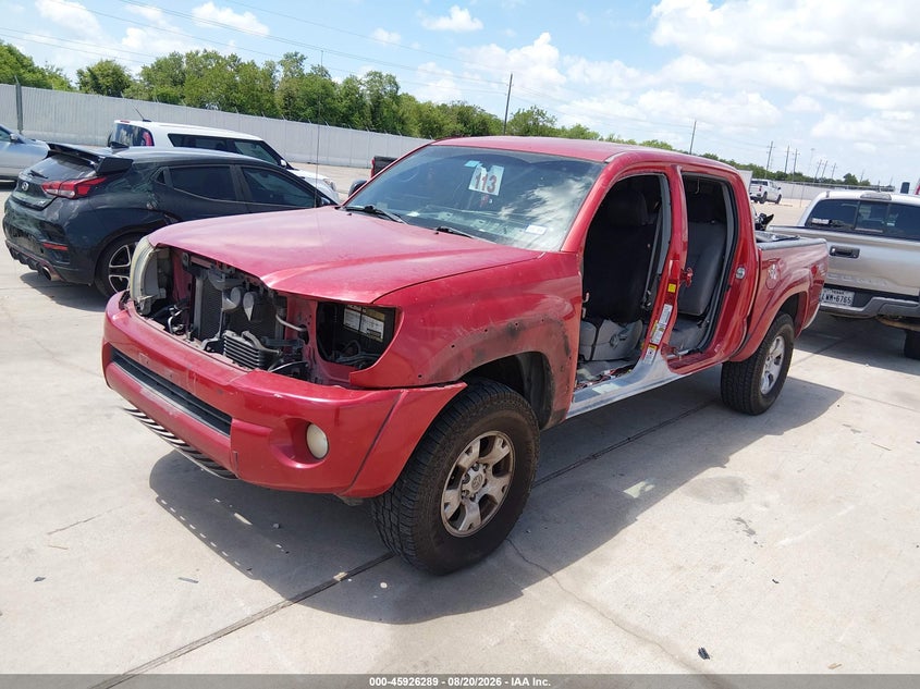 2011 TOYOTA TACOMA auction photo 2