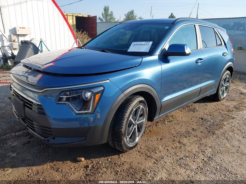 2025 Kia Niro, Right Front, IAAI, VIN KNDCR3LE5S5277986 — photo 2