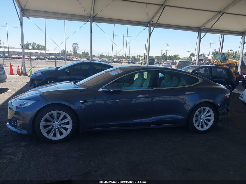Фото 12 - TESLA MODEL S
