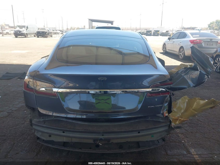 Фото 14 - TESLA MODEL S