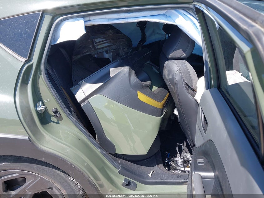 2025 SUBARU CROSSTREK auction photo 8
