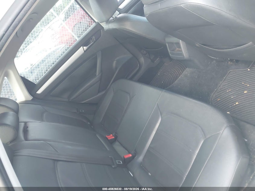 2012 VOLKSWAGEN PASSAT SEDAN 2.0L I-4 DI, DOHC, TURBO, 140HP