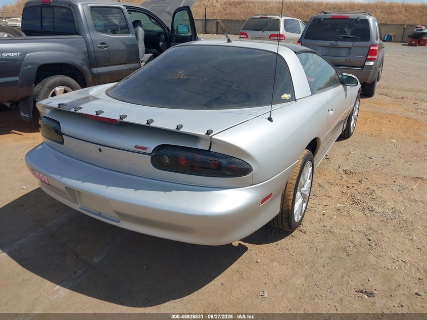 2002 CHEVROLET CAMARO auction photo 4