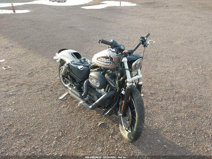 HARLEY-DAVIDSON XL883 2007