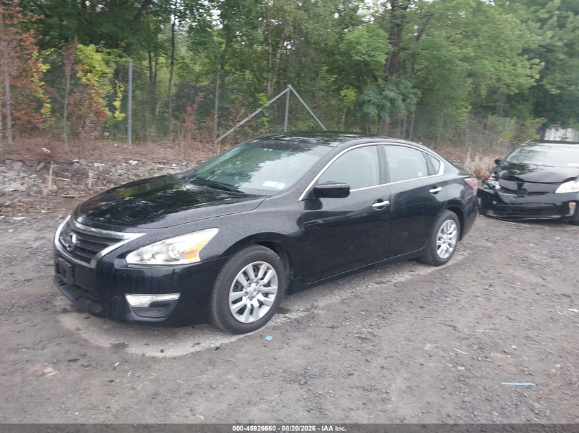 2014 Nissan Altima, Normal Wear & Tear, IAAI, VIN 1N4AL3APXEC197814 — photo 2