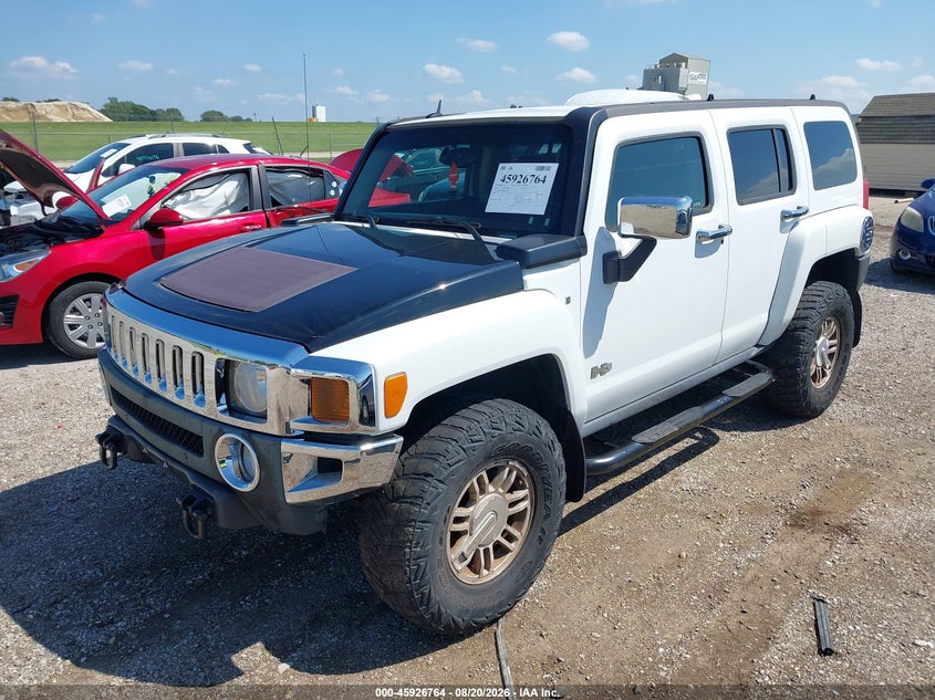 HUMMER H3 SUV 2006 VIN 5GTDN136668211067