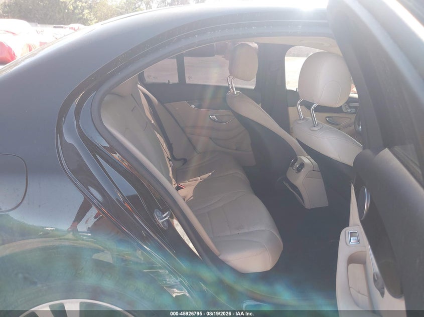 MERCEDES-BENZ C 300 2019 VIN WDDWF8DB6KR516192