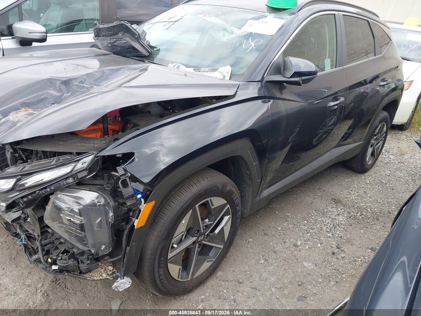 2026 HYUNDAI TUCSON HYBRID auction photo 2