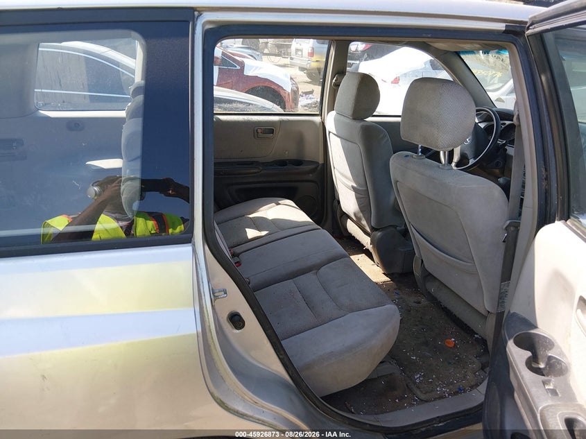 2001 TOYOTA HIGHLANDER auction photo 8