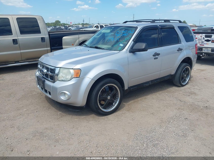 Vin: 1fmcu0d77akd08132, lot: 46425971, ford escape xlt 20102