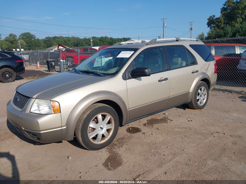 2005 Ford Freestyle, Левый бок, IAAI, VIN 1FMDK01135GA07344 — фото 2