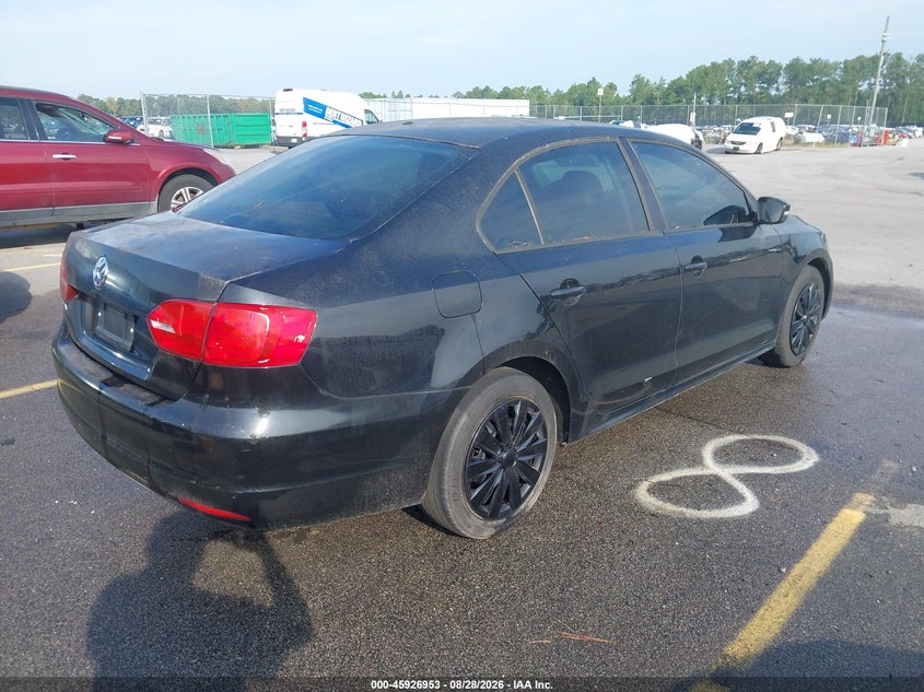 2011 VOLKSWAGEN JETTA auction photo 4