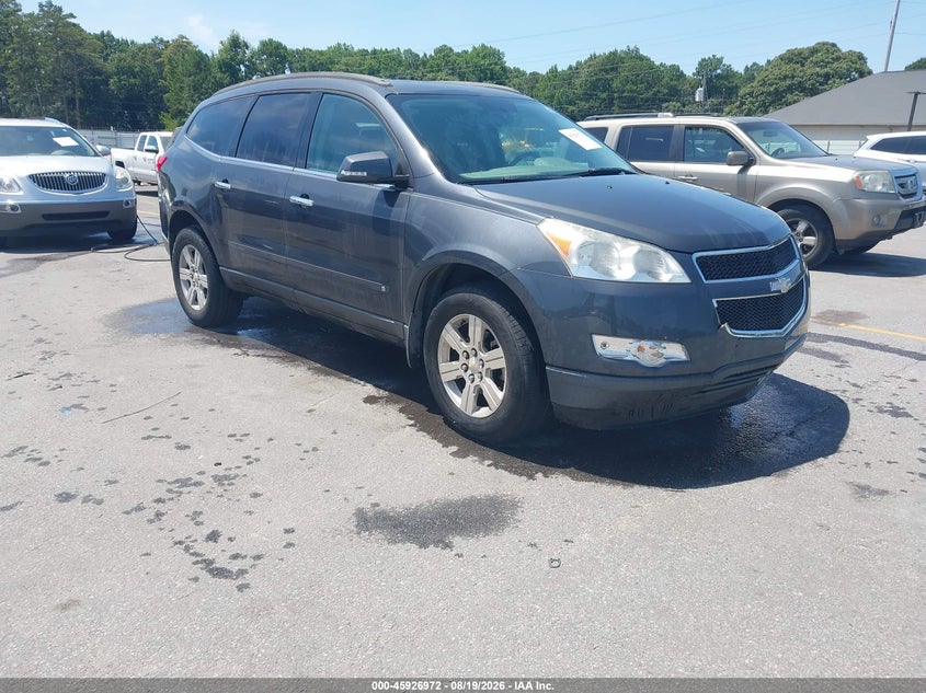 2010 CHEVROLET TRAVERSE auction photo 1