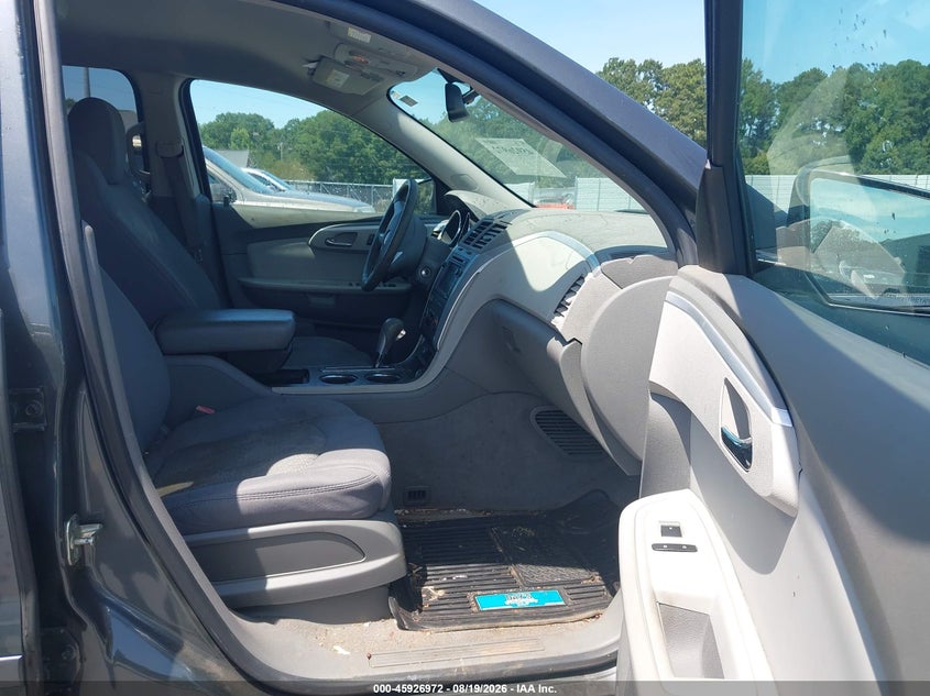 2010 CHEVROLET TRAVERSE auction photo 5
