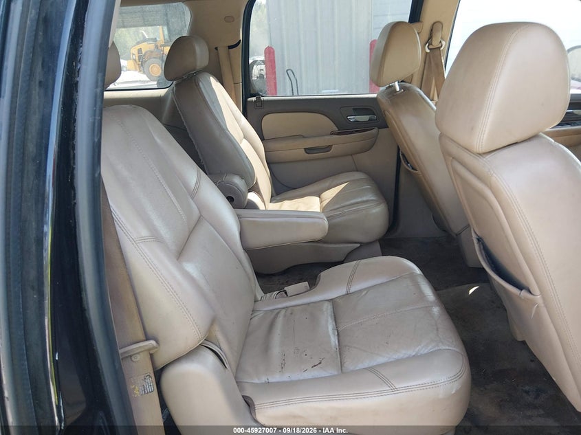 صورة 8 - GMC YUKON XL 1500
