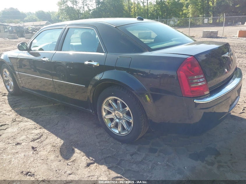 2005 CHRYSLER 300C auction photo 3