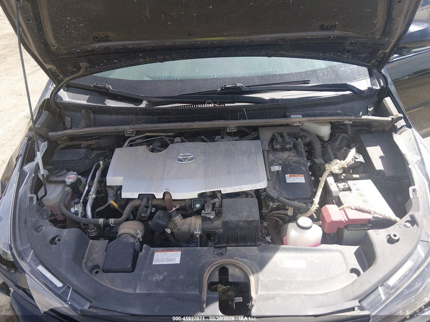 TOYOTA PRIUS - zdjęcie 10