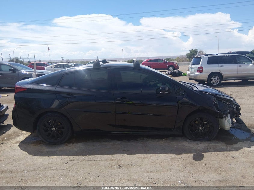 TOYOTA PRIUS - zdjęcie 13