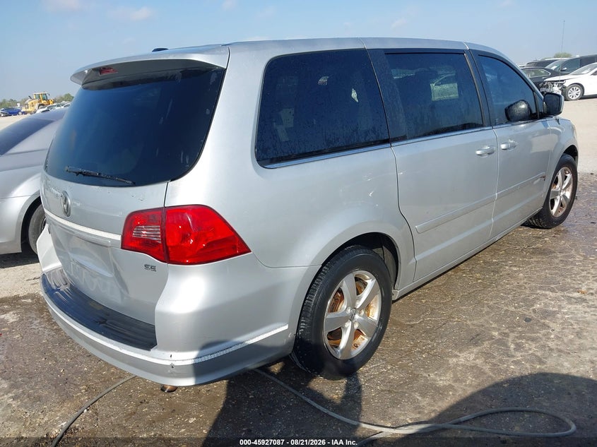 2010 VOLKSWAGEN ROUTAN — zdjęcie 4