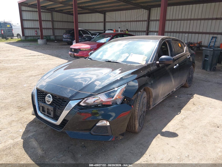 2019 NISSAN ALTIMA auction photo 2