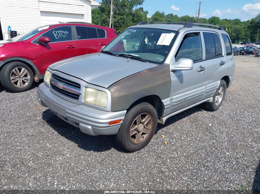 2003 Chevrolet Tracker, Normal Wear & Tear, IAAI, VIN 2CNBE634136920920 — photo 2