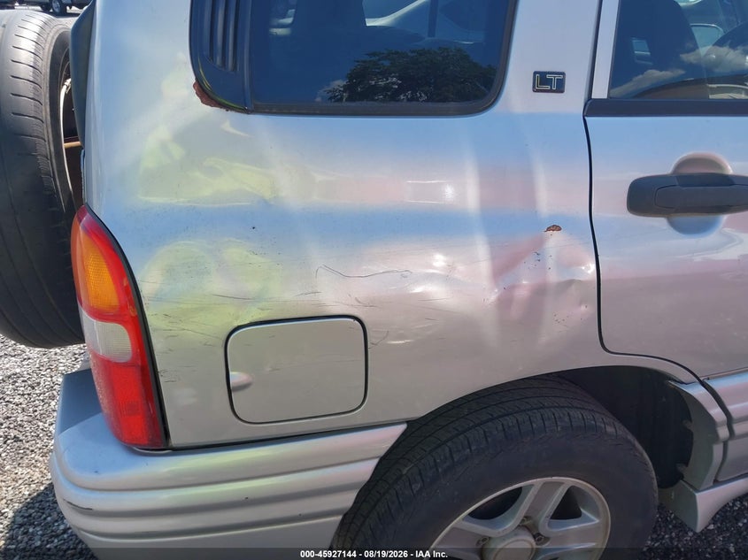 2003 CHEVROLET TRACKER auction photo 6