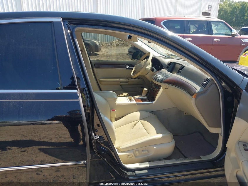 2010 INFINITI M35 auction photo 5