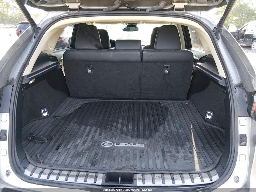 LEXUS NX 300 - zdjęcie 19