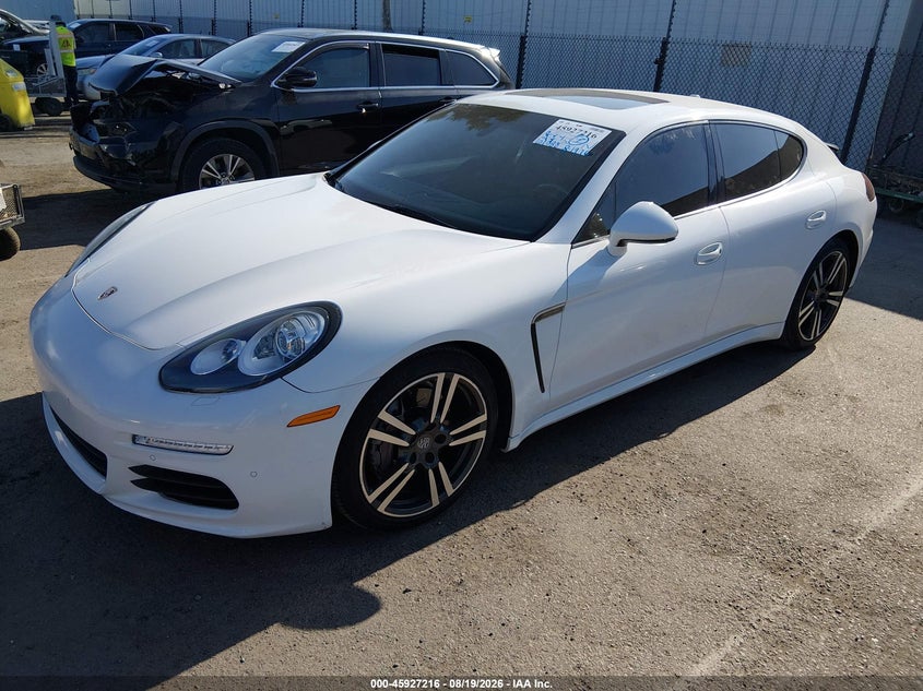 2014 Porsche Panamera, Right Side, IAAI, VIN WP0AA2A79EL014414 — photo 2