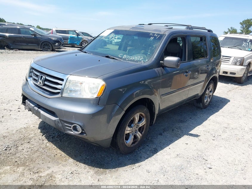 2012 Honda Pilot, Normal Wear & Tear, IAAI, VIN 5FNYF3H51CB022372 — photo 2