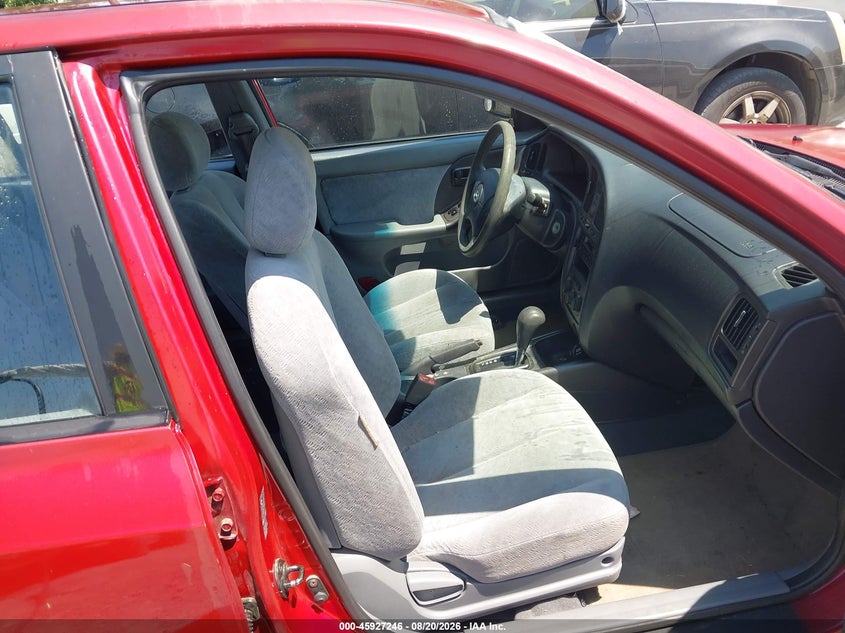 2004 HYUNDAI ELANTRA auction photo 5