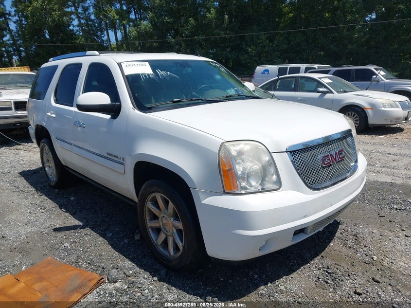 2008 GMC YUKON auction photo 1