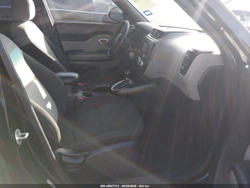 2016 KIA SOUL auction photo 5