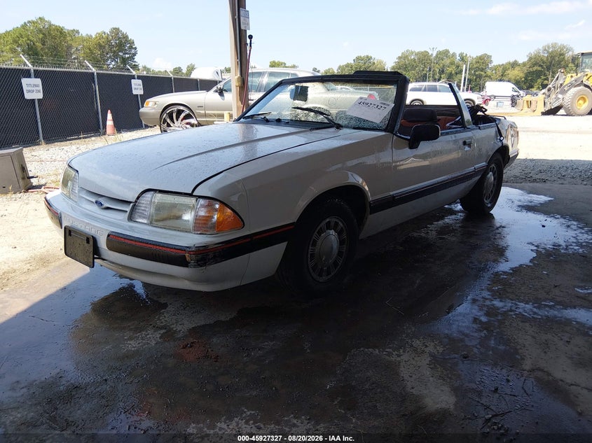 1989 FORD MUSTANG auction photo 2